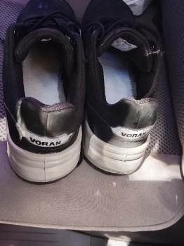 Vendo tenis trompa de hierro en santo domingo oeste
