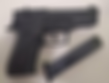 Pistola de fogueo compacta automática