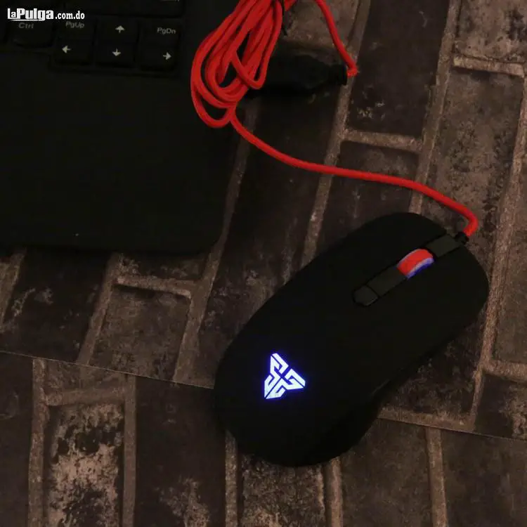 Mouse Fantech USB Gaming G10 Rhasta Negro Foto 7079007-1.jpg