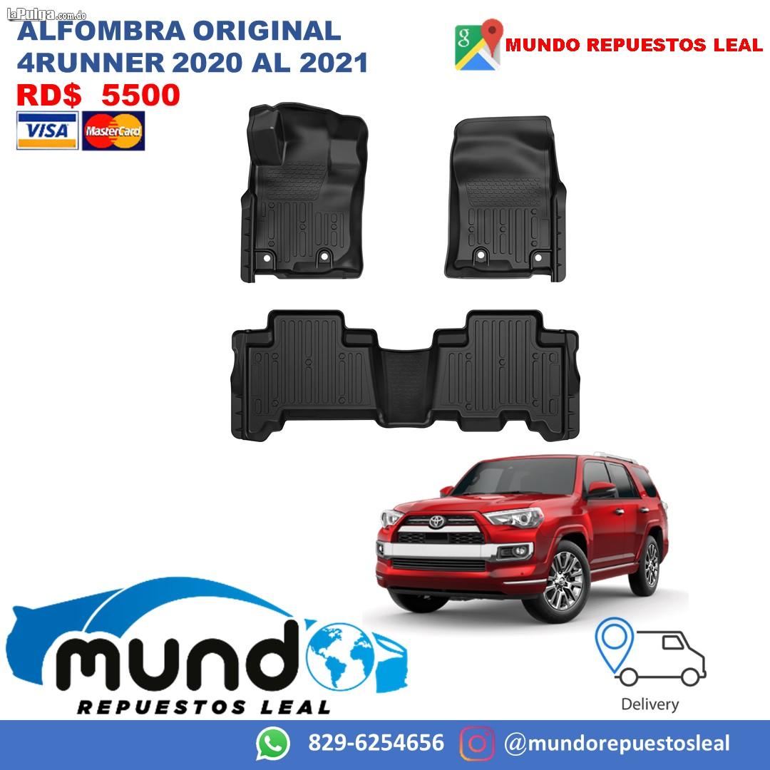 ALFOMBRA ORIGINAL TOYOTA 4RUNNER 20 AL 21 Foto 7098277-3.jpg