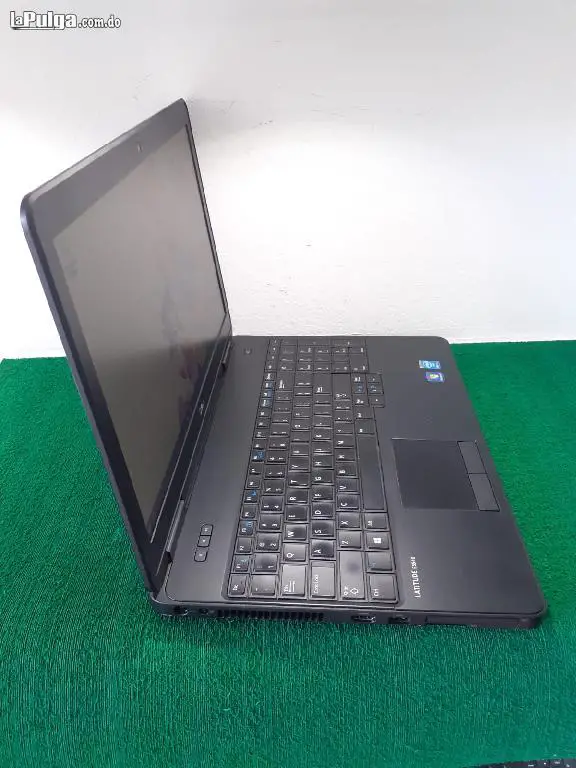 Laptop DELL E5540 i5 128GB Foto 7111211-3.jpg