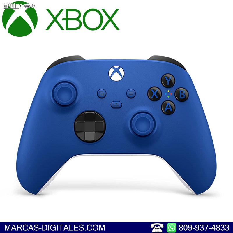Xbox Core Control Inalambrico Color Azul Shock para Xbox y Windows Foto 7119621-1.jpg