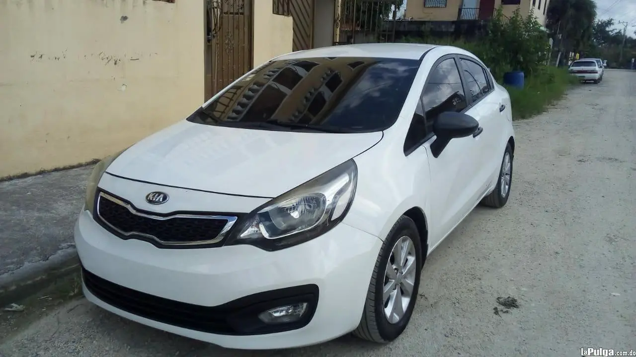 Se alquila Kia Rio 2015 Gasolina Foto 7122490-1.jpg