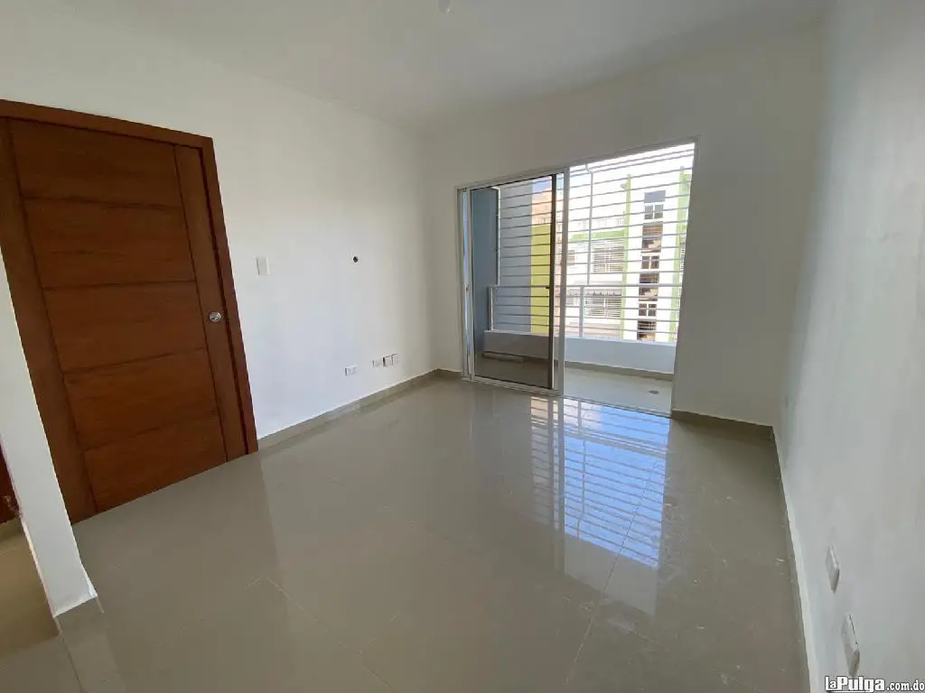 Apartamento en sector SDO - Proximo Autopista Duarte 3 habitaciones 1  Foto 7127730-2.jpg