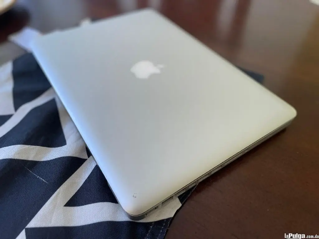 MacBook Pro 2011 13.3 Core i5 256GB 8GB Nitida Foto 7128540-2.jpg