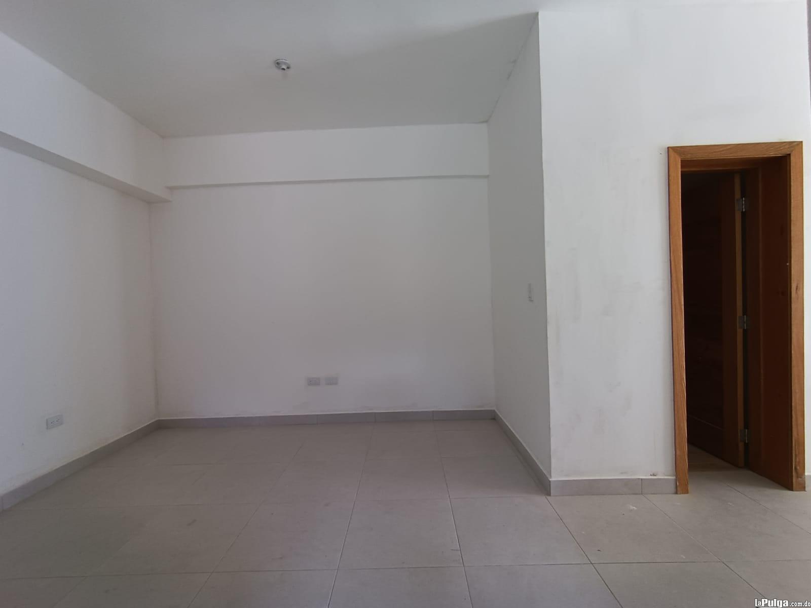 Apartamento 2do piso con terraza Urb.Real Foto 7129209-2.jpg