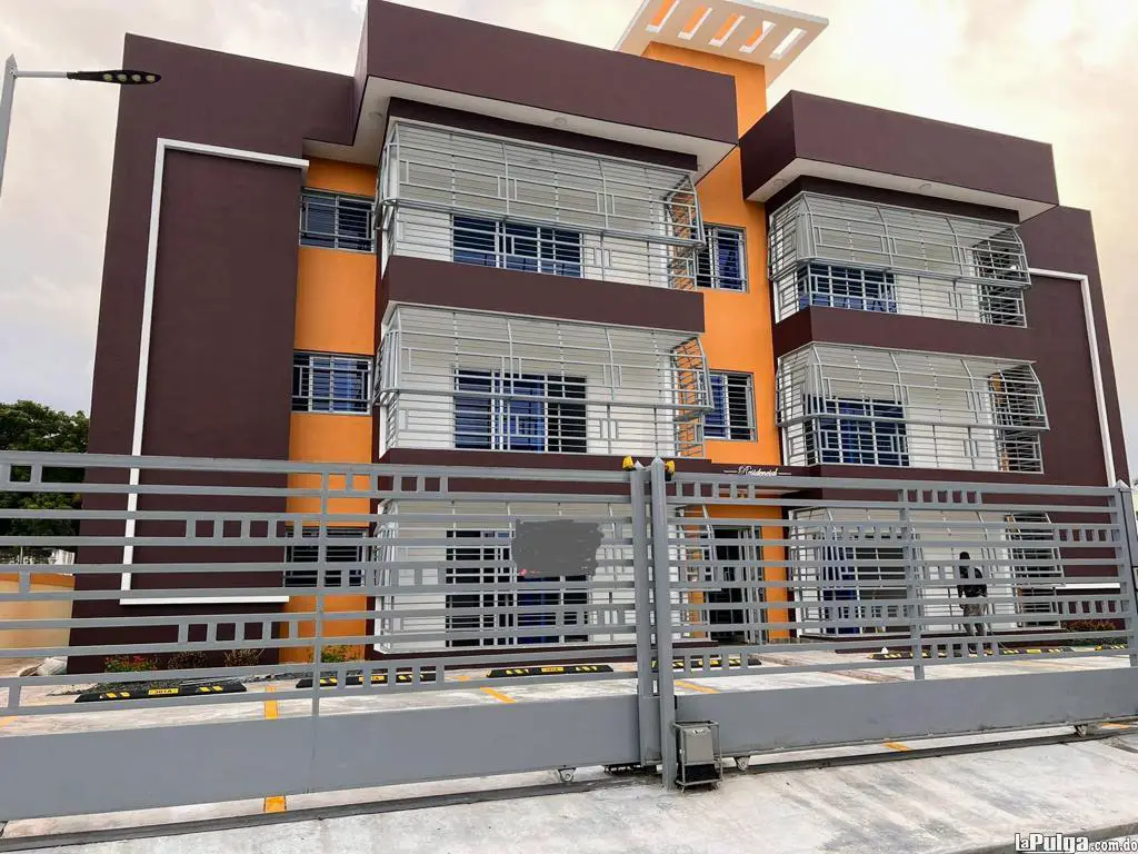 SE VENDE HERMOSO APARTAMENTO EN RESIDENCIAL LEONELA Foto 7130155-2.jpg