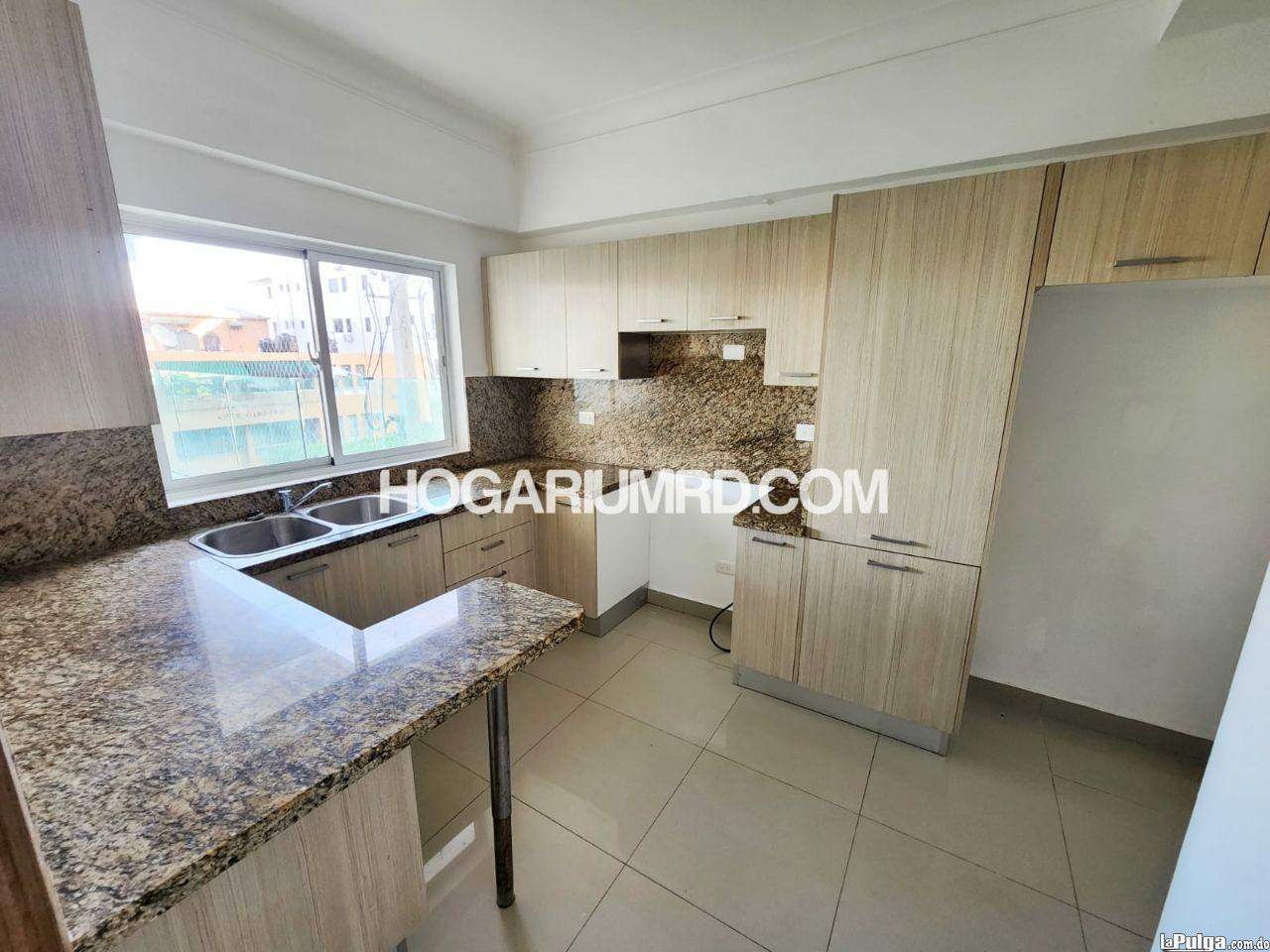 Apartamento próximo a la Av. W.Churchill zona privilegiada en la Urba Foto 7130189-4.jpg