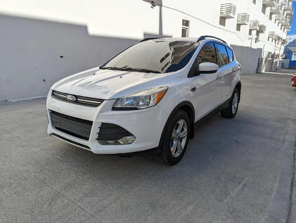 Ford Escape SE 2015 Foto 7130437-N1.jpg