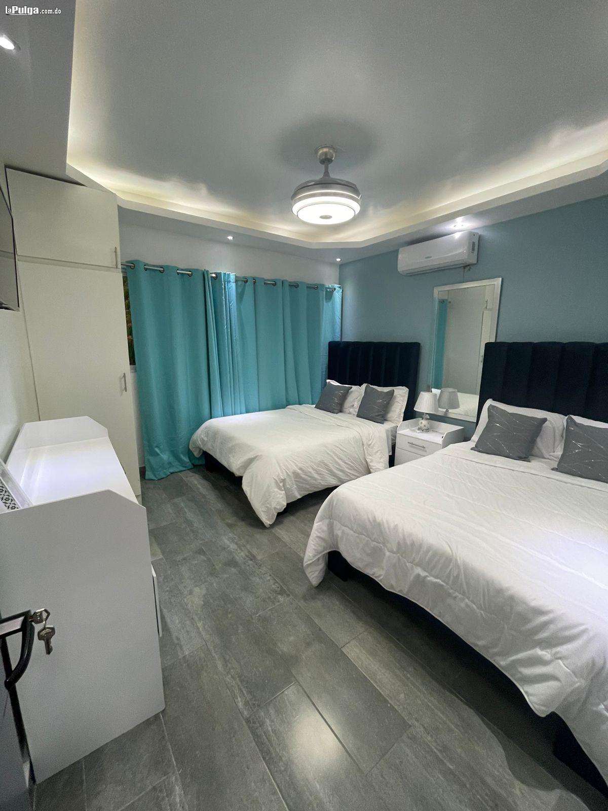Se vende totalmente amueblada esta villa de 2 niveles Foto 7133566-3.jpg