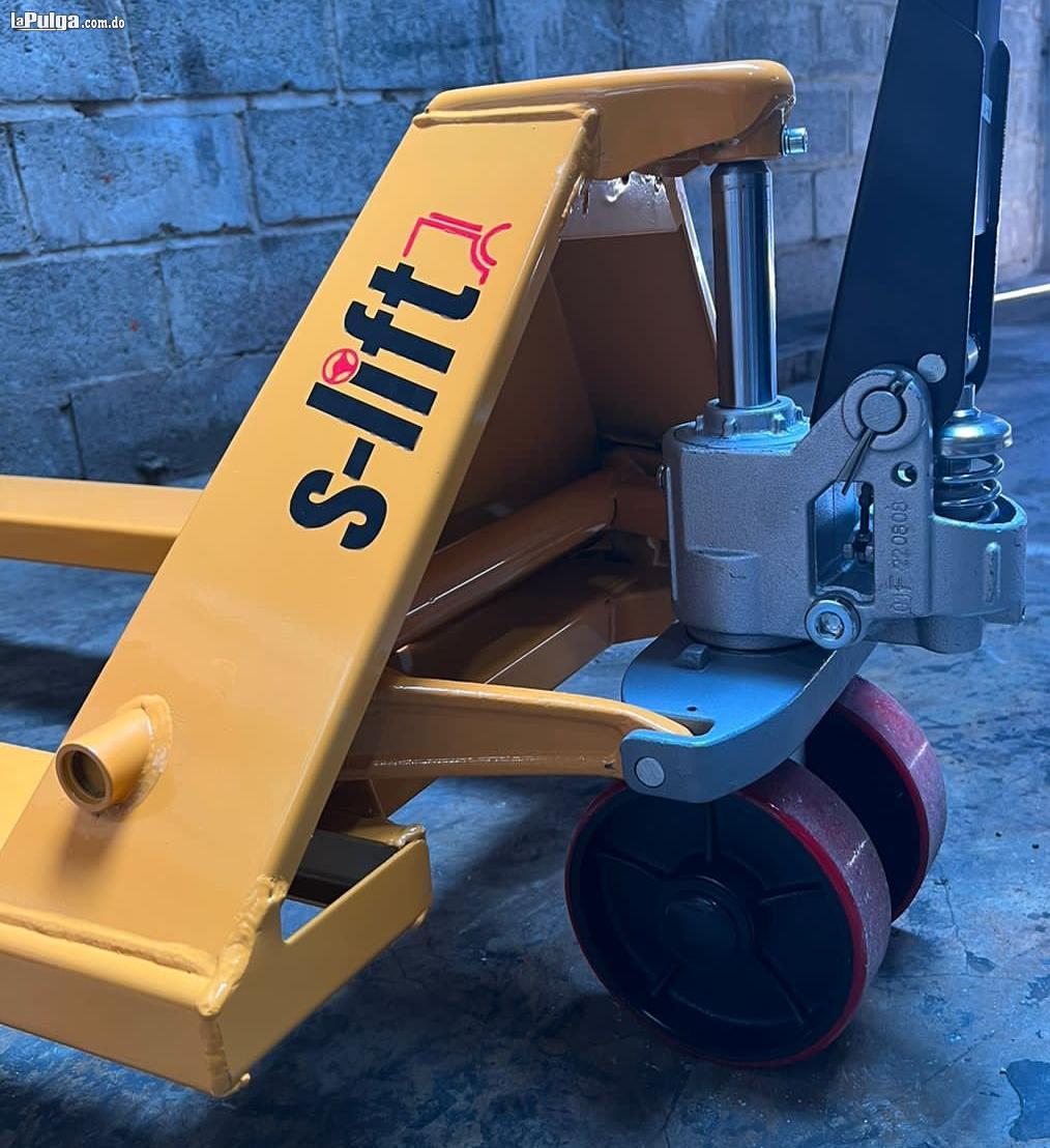 Hand pallet o pallet truck Foto 7136171-4.jpg