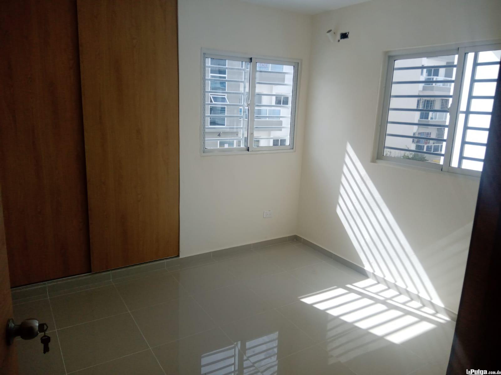 Apartamento en sector SDE - Amalia 3 habitaciones 2 parqueos Foto 7141726-3.jpg