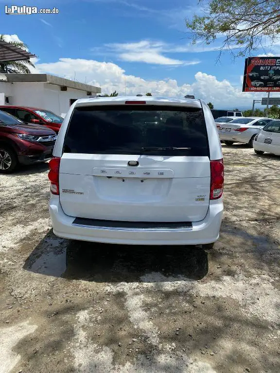 Dodge Grand Caravan 2018 Gasolina Foto 7142576-3.jpg