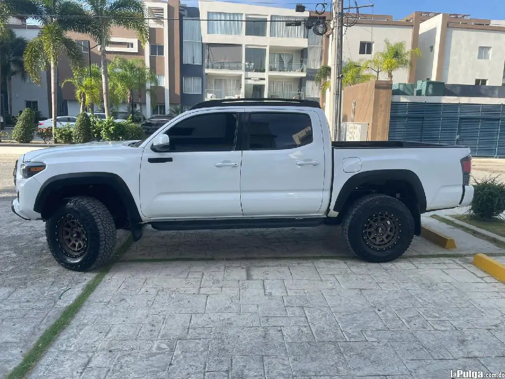 Toyota Tacoma LIMITED 2016 en San Francisco Foto 7143916-2.jpg