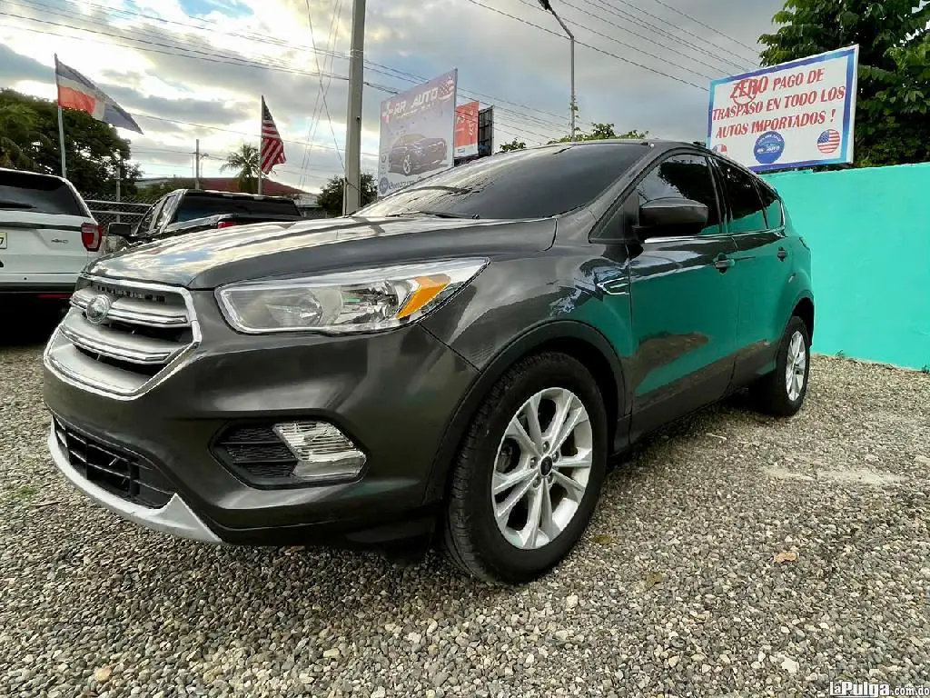 Ford Escape 2017 Gasolina en La Concepción de La Vega Foto 7153606-1.jpg