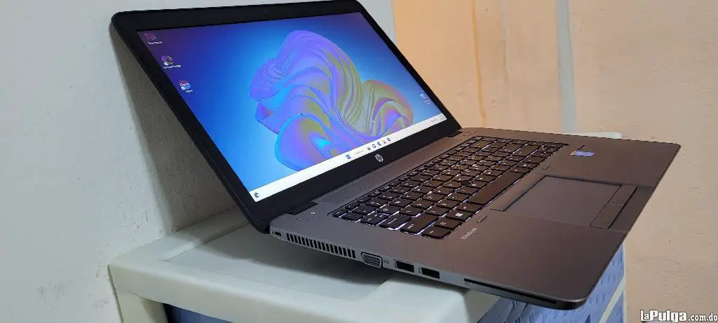 Laptop hp Slim 17 Pulg Core i5 Ram 8gb Disco 128gb Solido  Foto 7153626-1.jpg