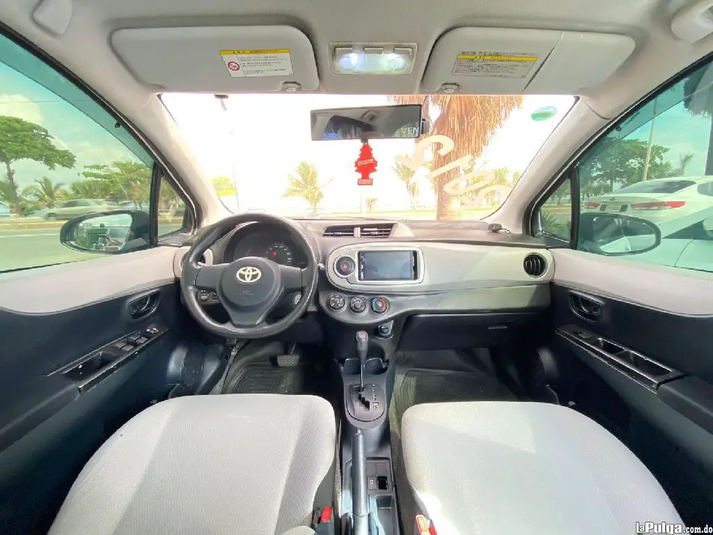 Toyota Vitz 2012 Foto 7157628-5.jpg