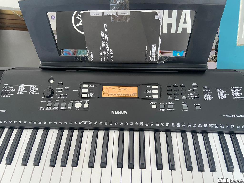 Piano Yamaha Psr EW300 Foto 7159249-1.jpg