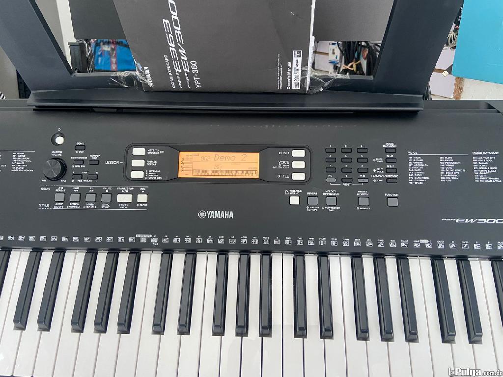 Piano Yamaha Psr EW300 Foto 7159249-2.jpg