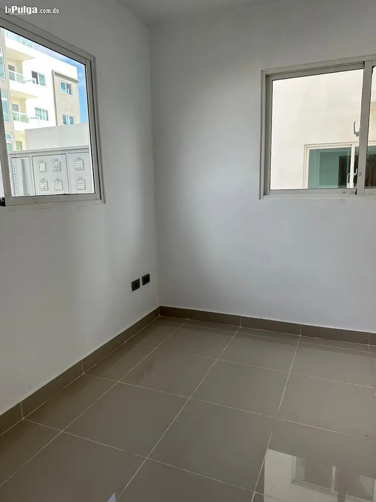APARTAMENTOS en Av. REPUBLICA DE COLOMBIA Foto 7161578-1.jpg