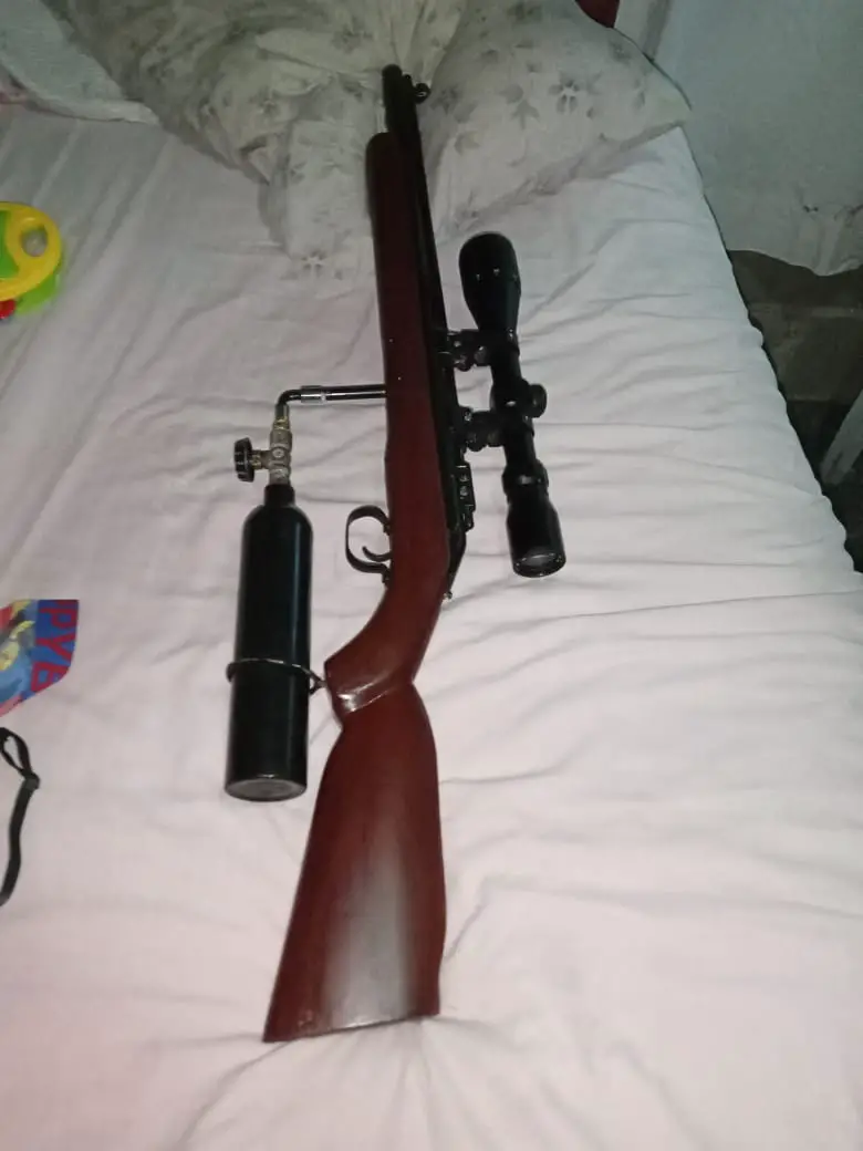Rifle de aire comprimido  en Monseñor Nouel Foto 7162653-h1.jpg
