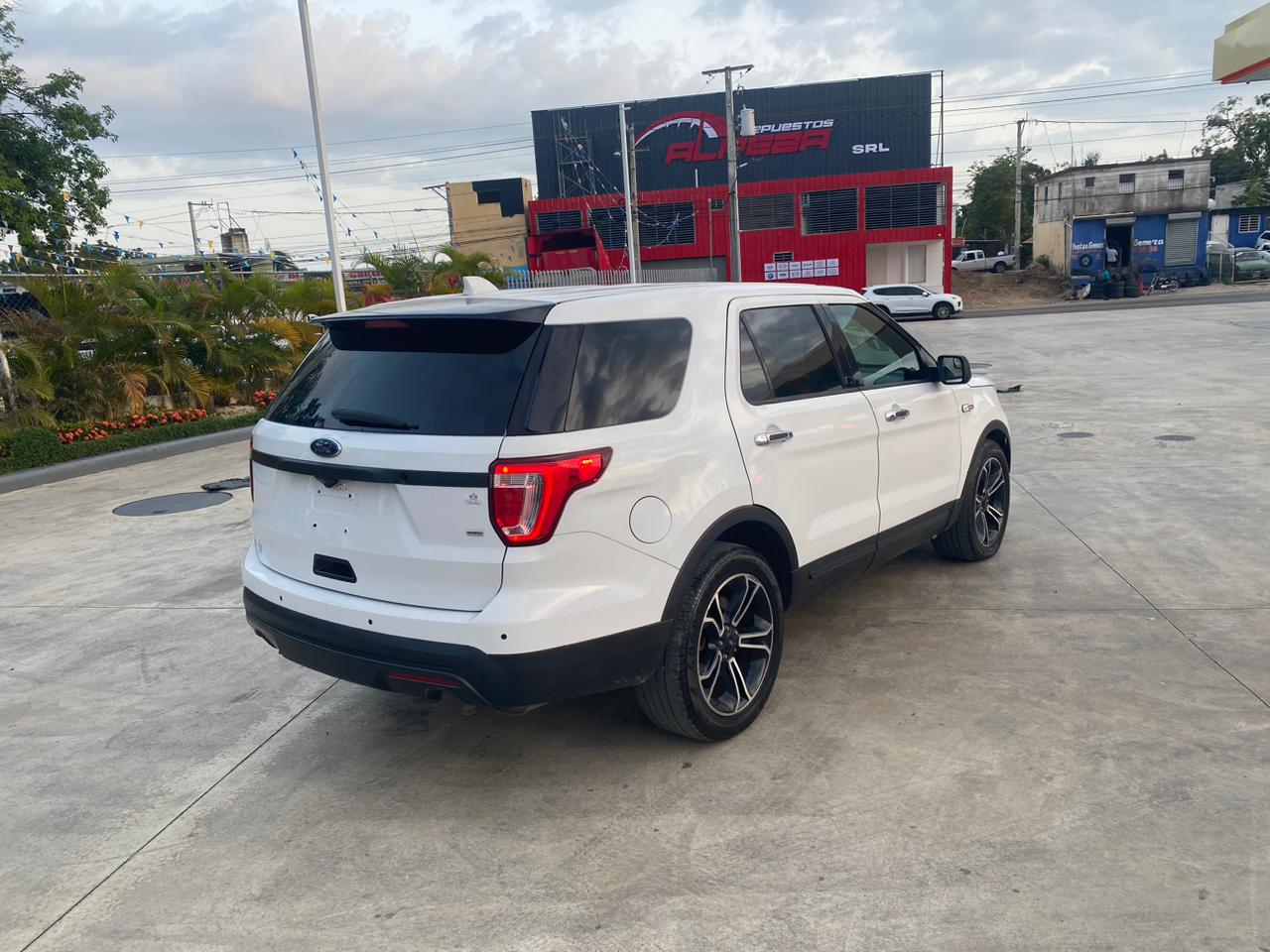 Ford Explorer 2016  en San Cristóbal Foto 7163682-3.jpg