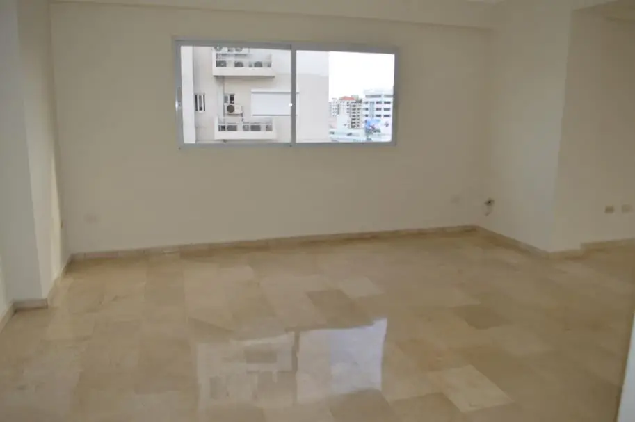 Apartamento en venta amplio claro y ventilado en Piantini D Foto 7168052-6.jpg