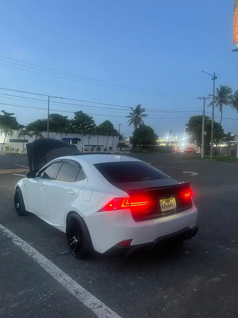 Lexus 2016 Foto 7174338-2.jpg