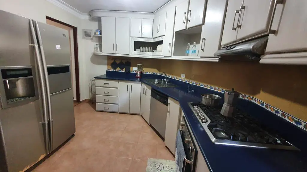 APARTAMENTO EN ALQUILER UBICADO EN EL SECTOR LOS CACICAZGOS Foto 7174840-3.jpg