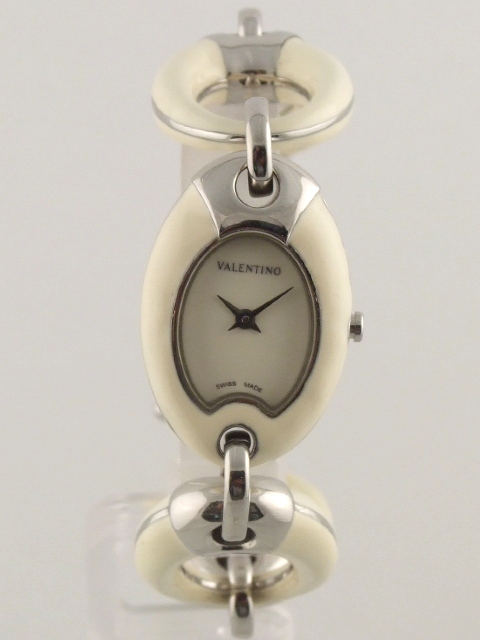 Reloj Valentino para dama de marfil Foto 7175124-2.jpg