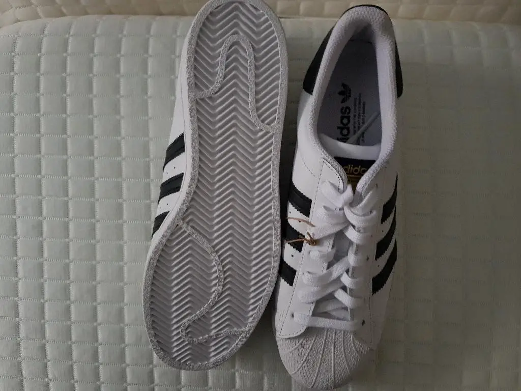 Adidas SuperStar size 10 Blanco Foto 7177035-3.jpg