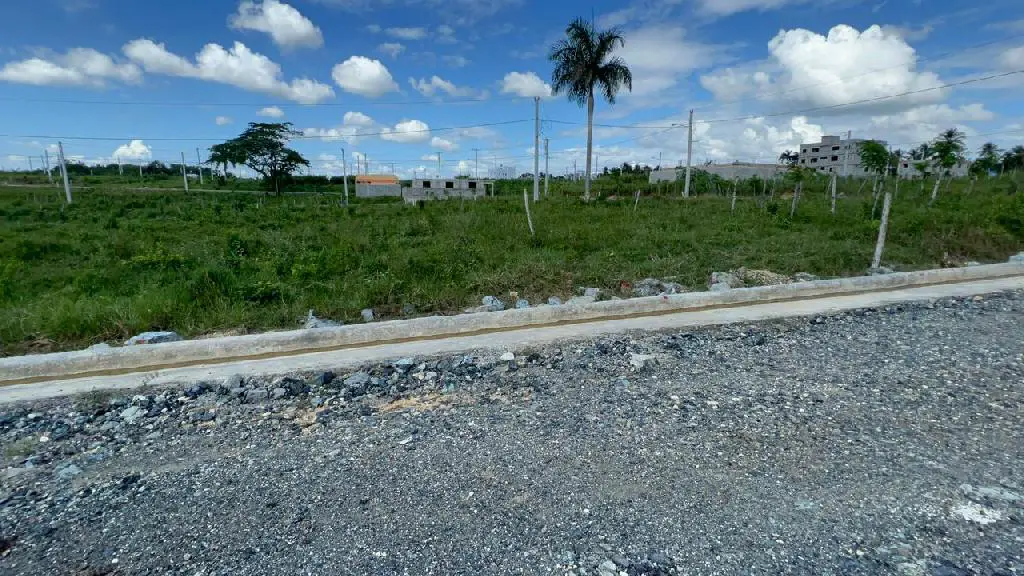 Venta de Solar Económico en Villa Mella   Foto 7190193-J1.jpg