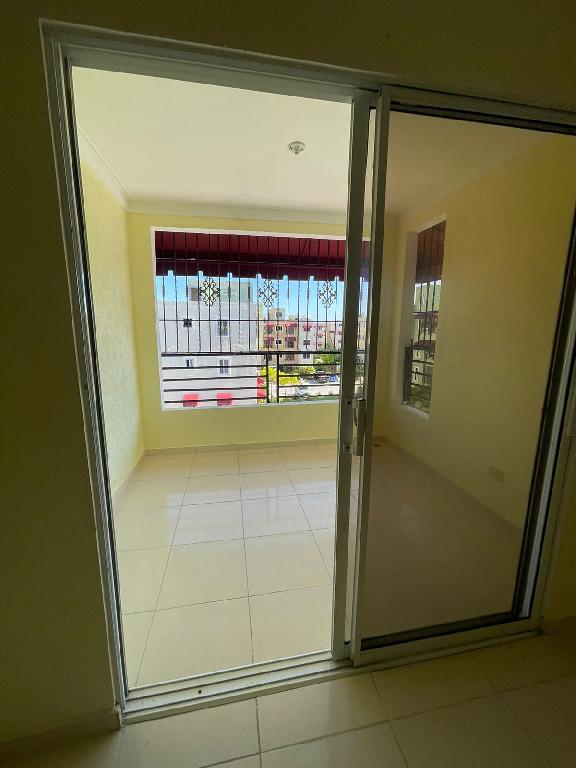 Alquiler de apartamento en el residencial Juan Rafael Sur 3 habitacion Foto 7205150-6.jpg