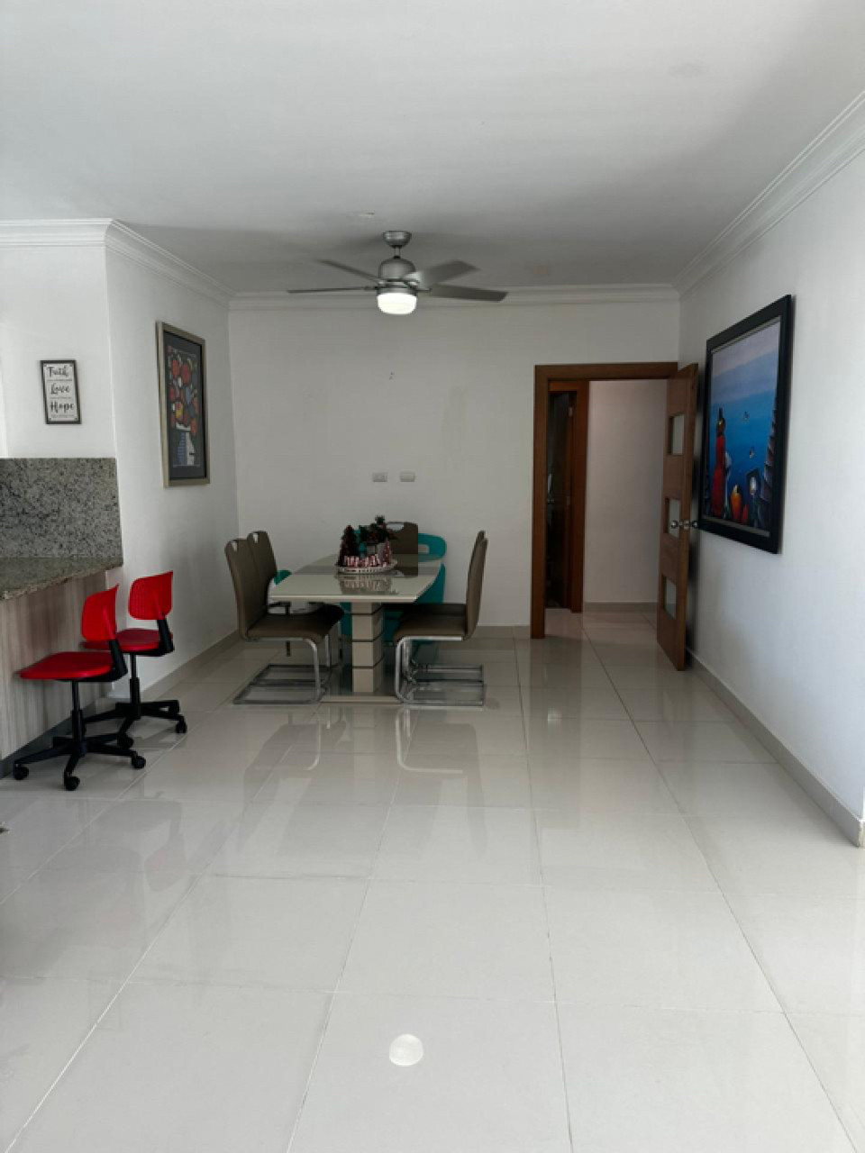 Venta de hermoso apartamento en Torre Isabella 2 Evaristo Morales Foto 7206966-5.jpg