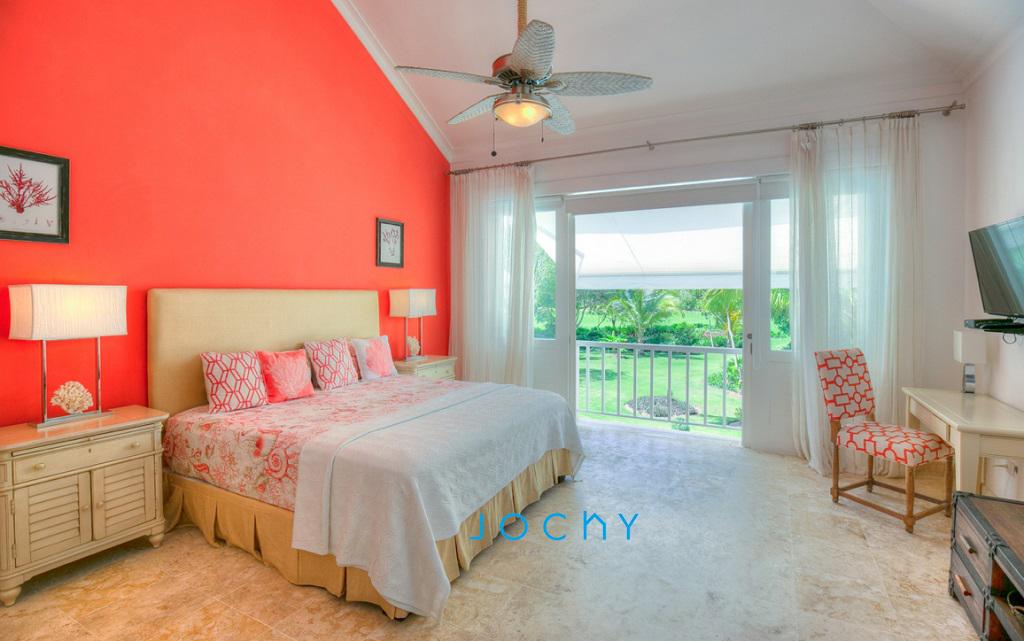 Jochy Real Estate vende villa en PuntaCana Resort  Club R.D Foto 7207163-6.jpg