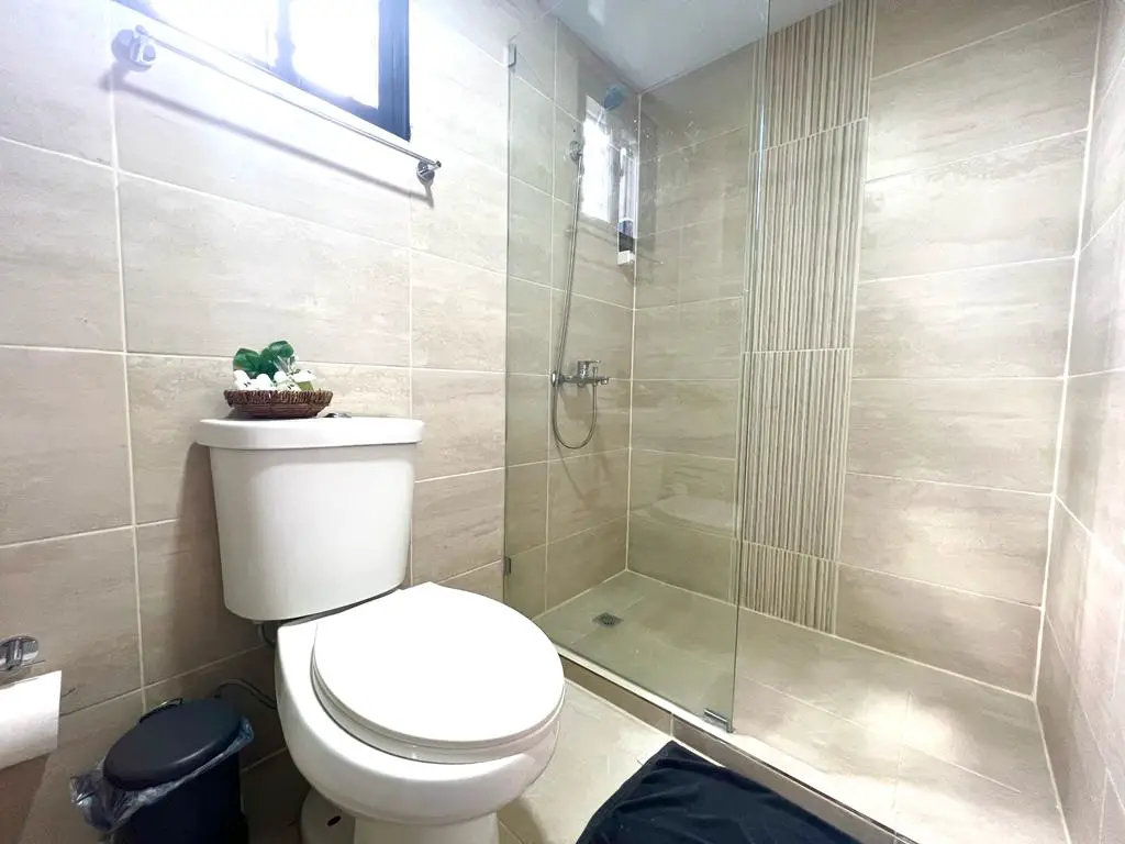 ARROYO HONDO  Se vende o se alquila apartamento nuevo y totalmente amu Foto 7212921-6.jpg