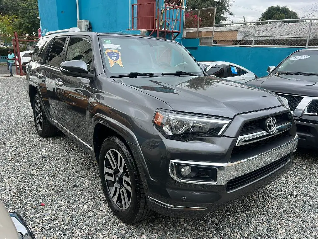 toyota 4runner 2017 Foto 7213200-6.jpg