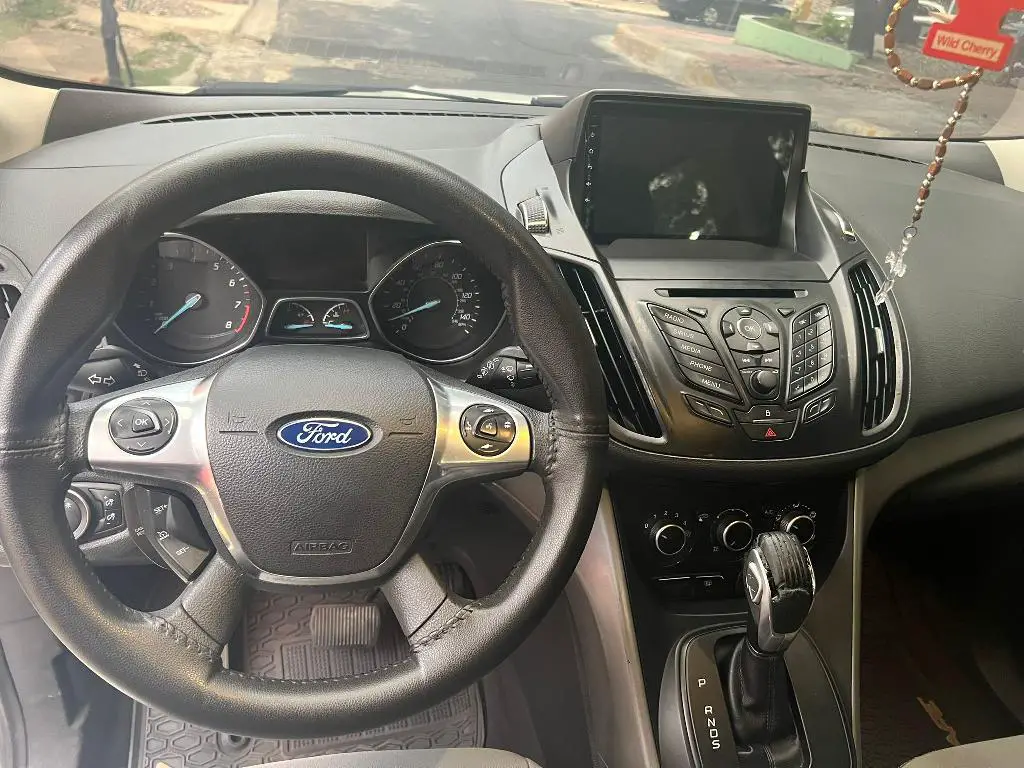Ford Scape 2015 Foto 7216949-3.jpg