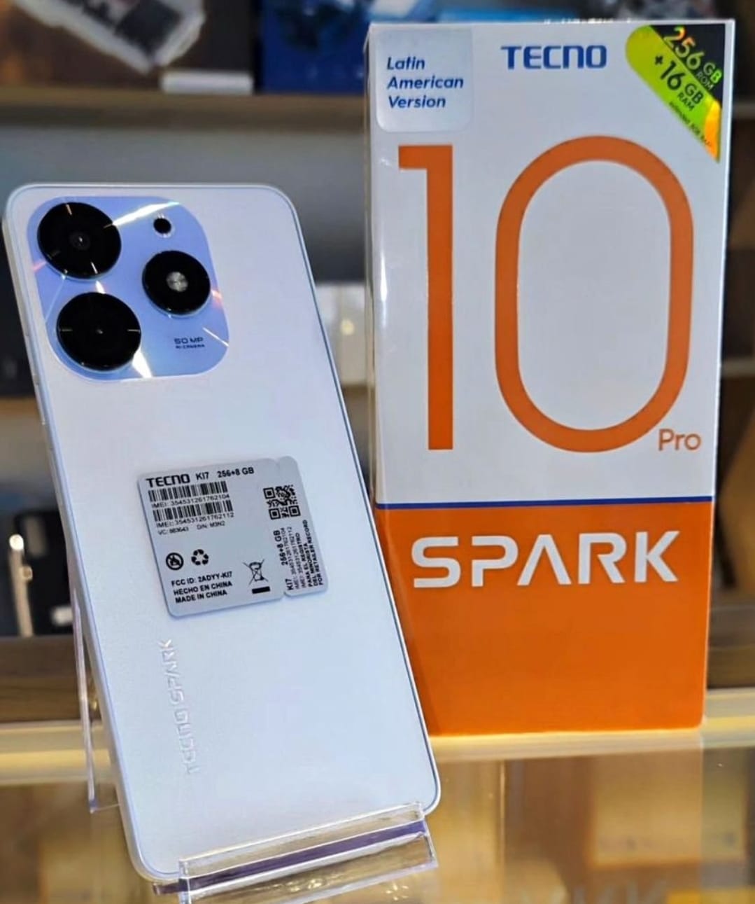 Tecno spark 10 pro de 256 gb 16 de ram nuevos sellados  Foto 7227170-1.jpg