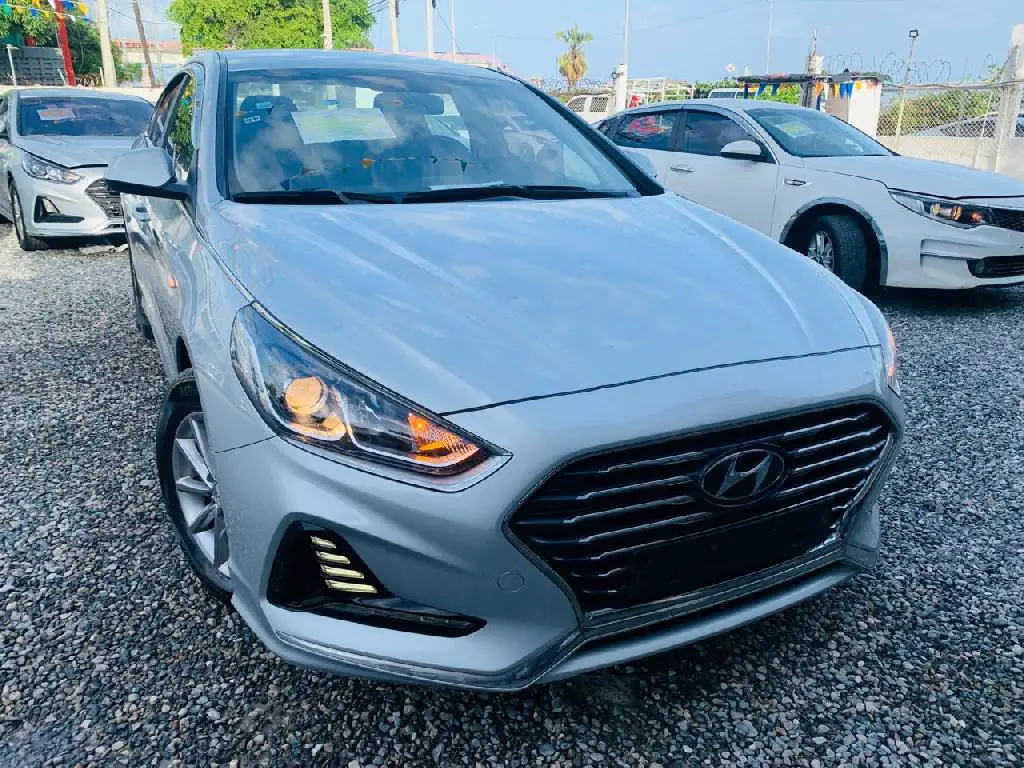 HYUNDAI SONATA New Rise 2018 Glp Gris de Fabrica  Foto 7237627-8.jpg