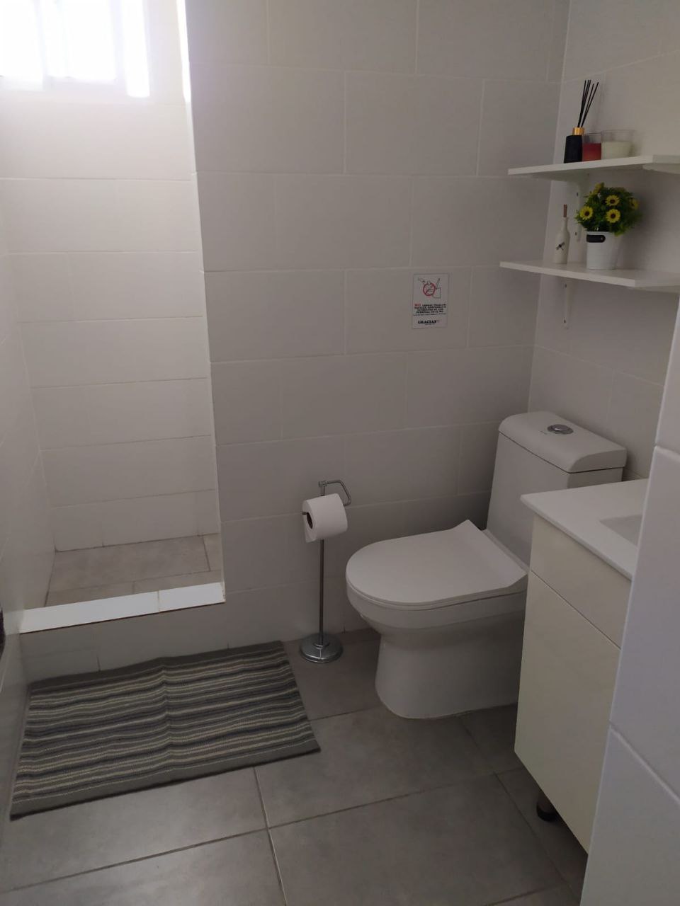Se vende un Apartamento en Julieta Morales 3er piso sin ascensor. Solo Foto 7238210-2.jpg