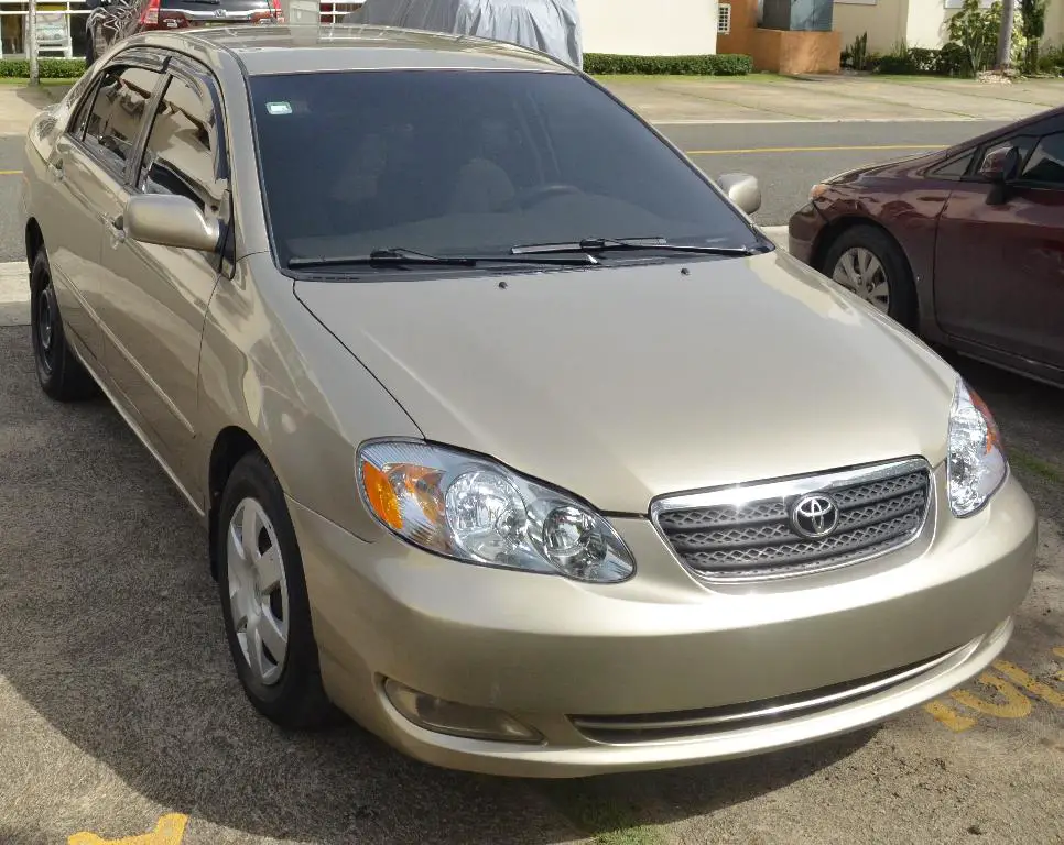 TOYOTA COROLLA LE 2006 en La Vega Foto 7238949-10.jpg