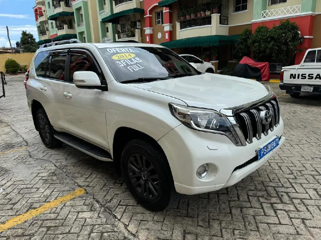 Toyota Land Cruiser Prado 2014 en Santo Domingo Este Foto 7238996-1.jpg