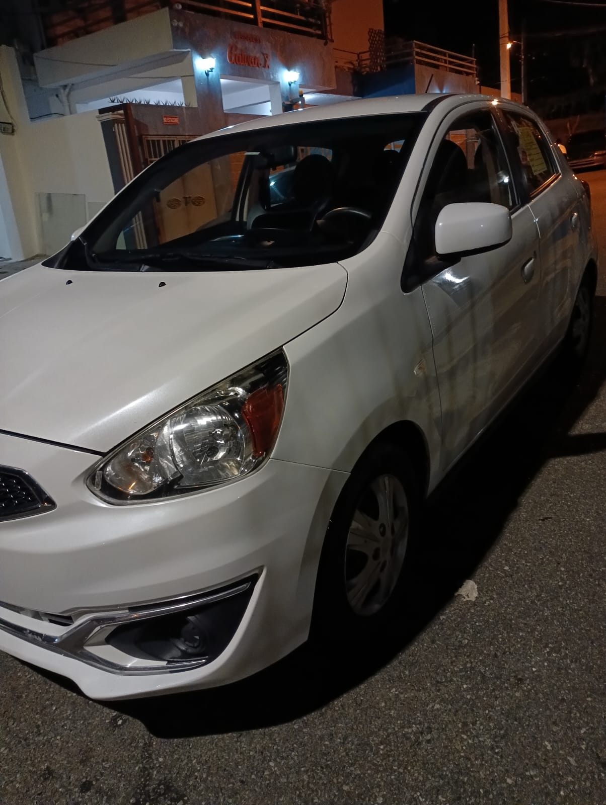 Se Vende Mitsubishi Mirage 2018 en Excelente Estado! Foto 7240189-3.jpg