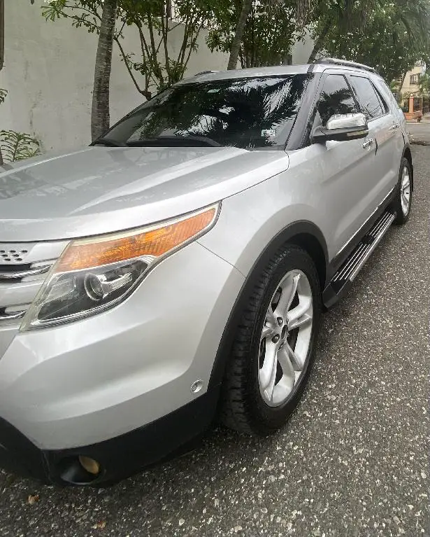 Ford Explorer Limited 2011 Foto 7241059-2.jpg