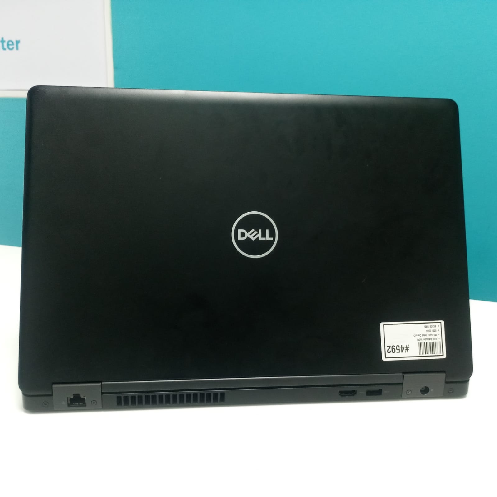 Laptop Dell Latitude 5590 / 8th Gen Intel Core i5 / 8GB DDR4 / 512GB S Foto 7241979-4.jpg