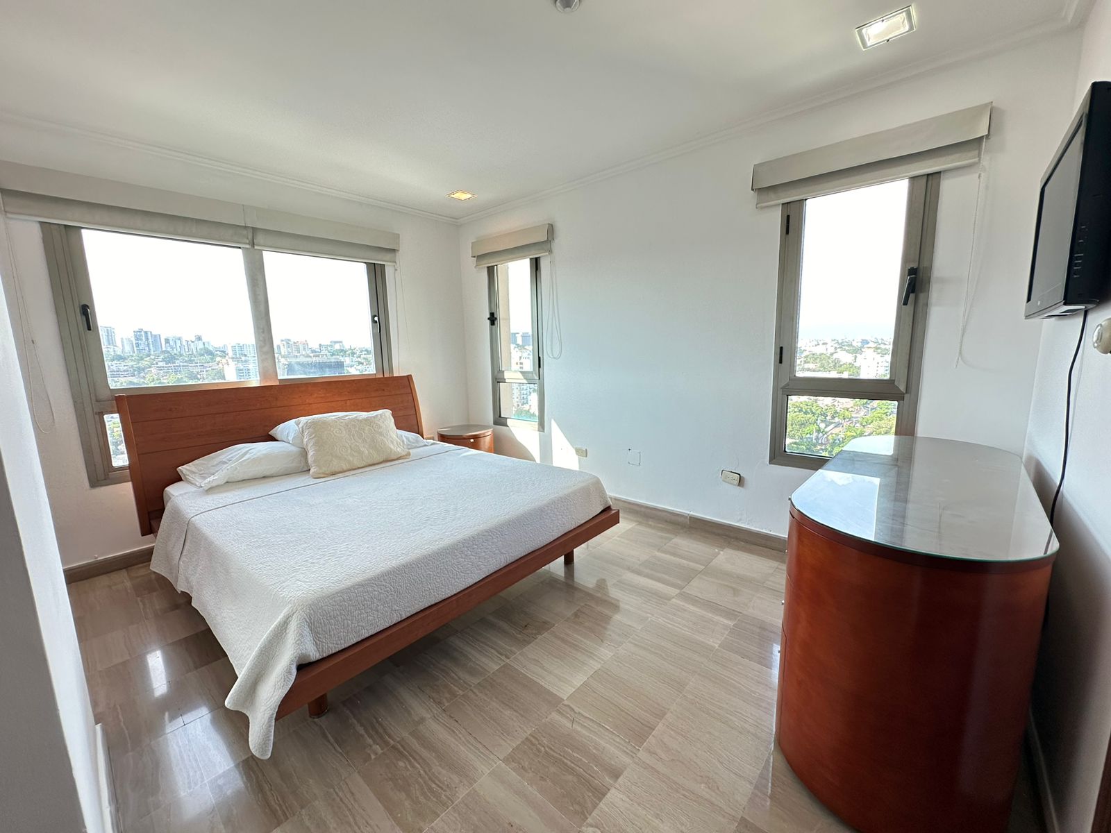 Apartamento En Malecón Center Amueblado Con Piscina y Gym. Foto 7242904-1.jpg