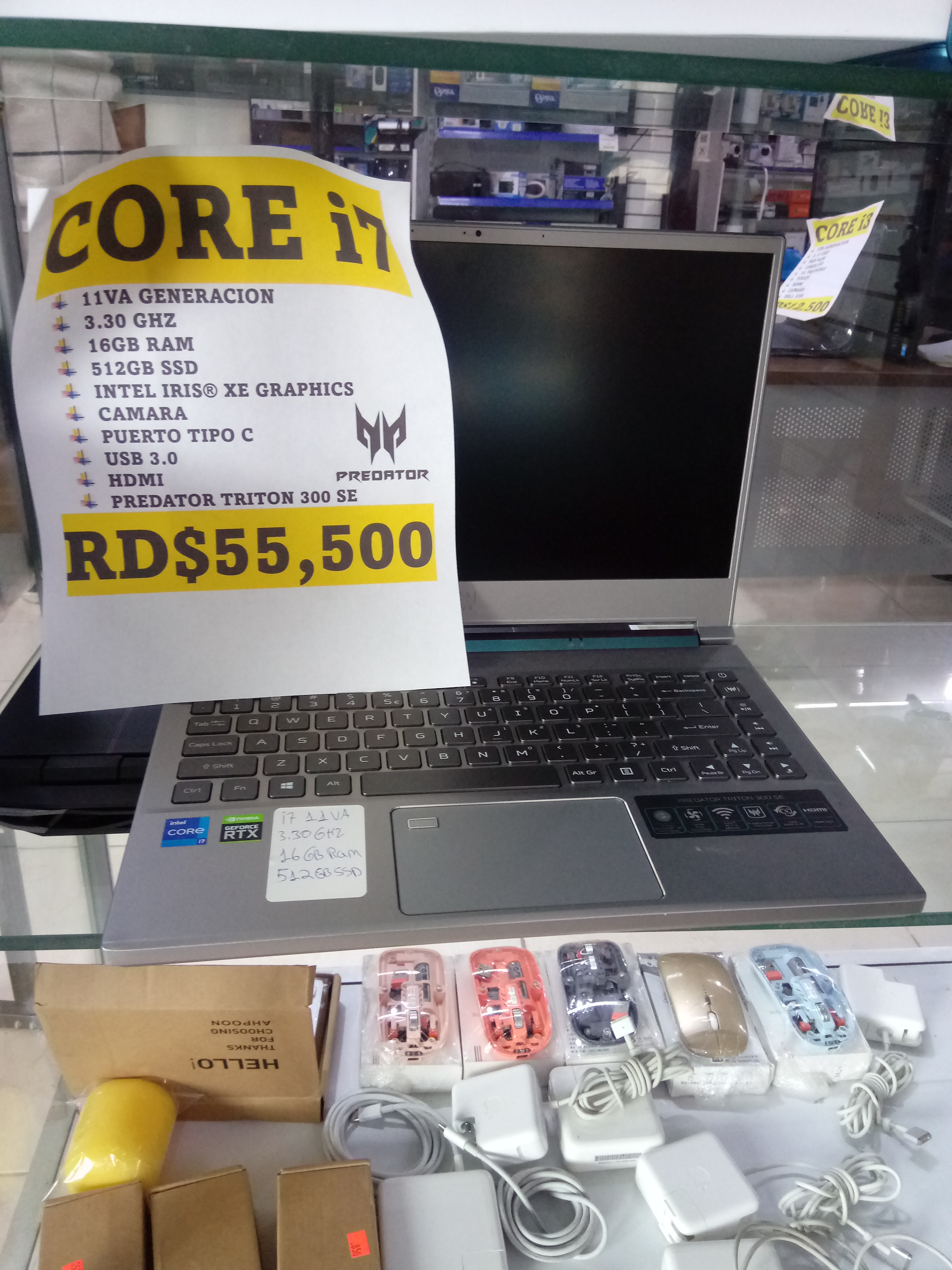 VARIEDAD DE LAPTOPS DISPONIBLES Foto 7244530-10.jpg