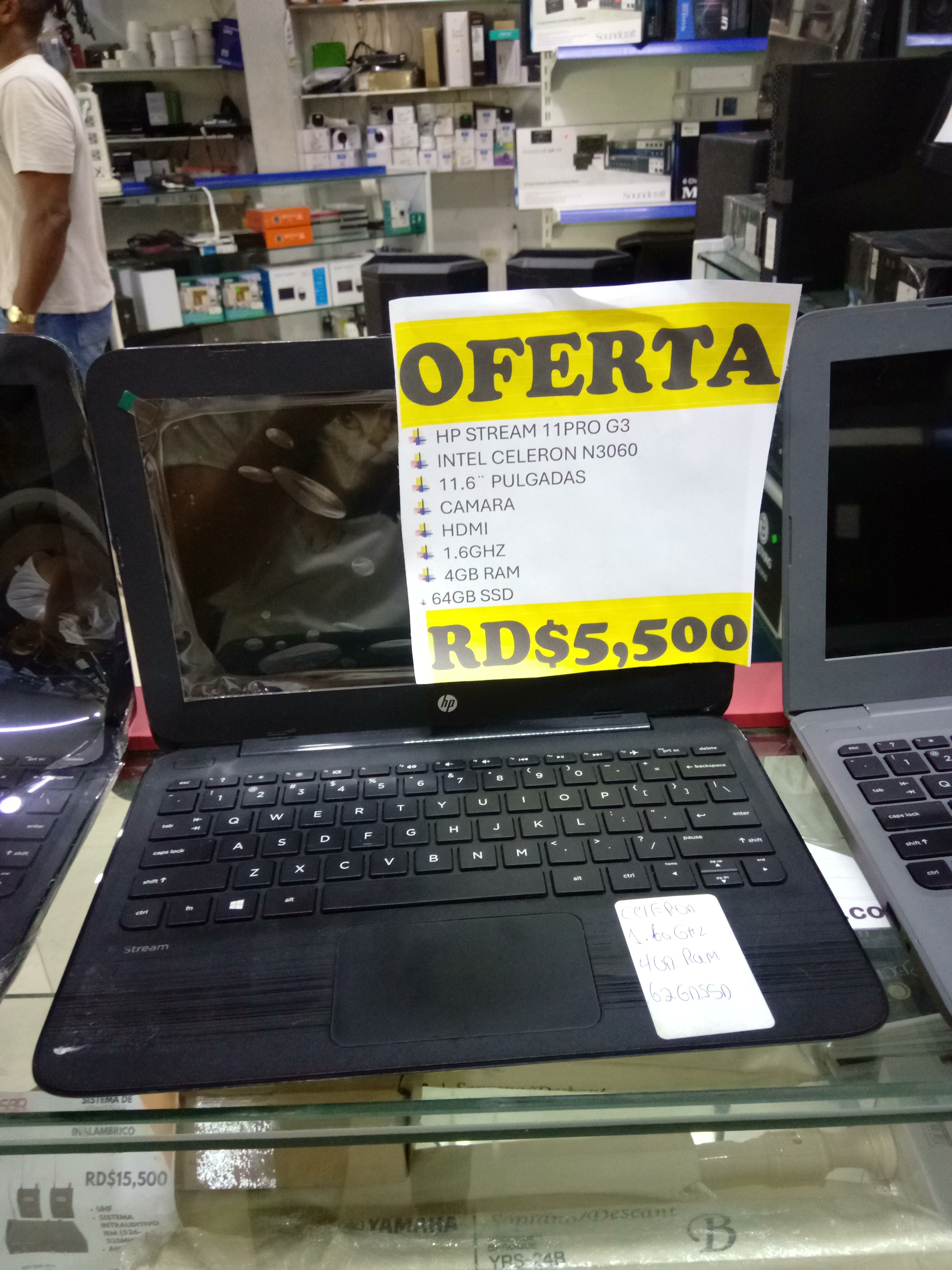 VARIEDAD DE LAPTOPS DISPONIBLES Foto 7244530-7.jpg