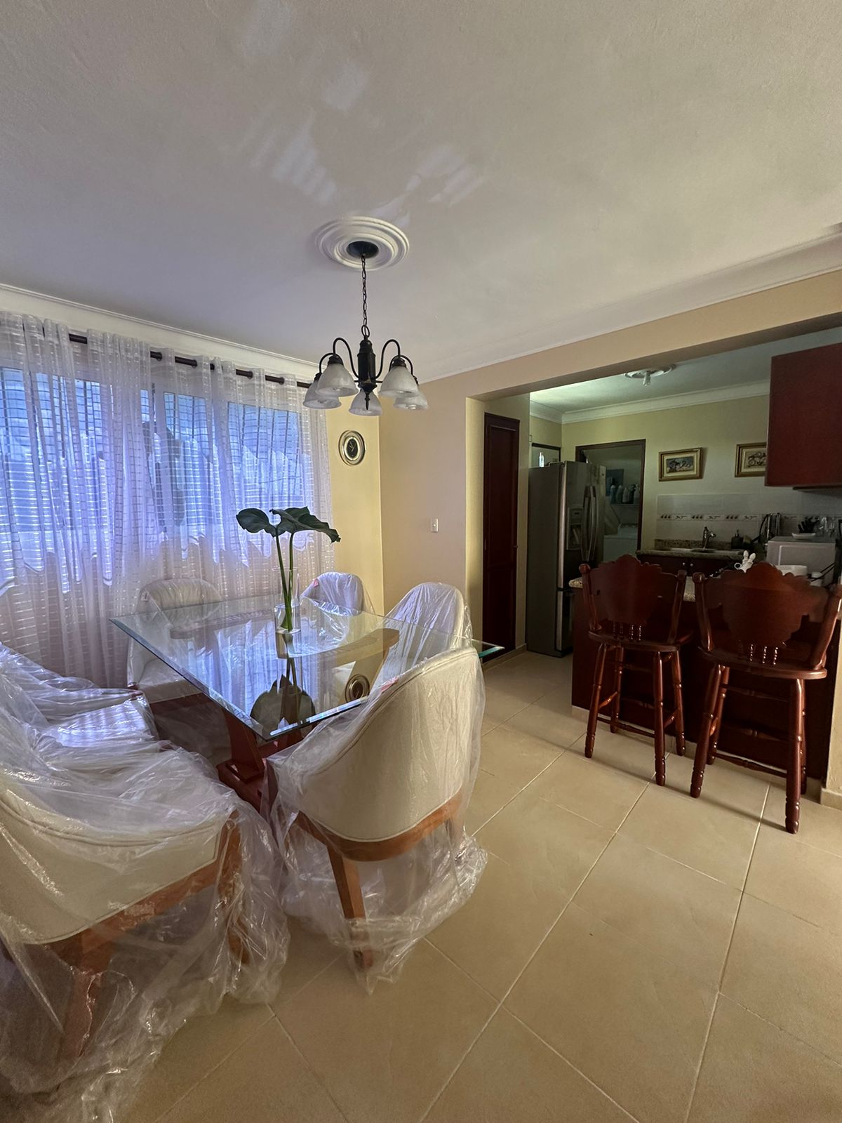 Amplio Apartamento en Venta en El Dorado 3 Hab 2 Parqueos - RD6.5M Foto 7244702-5.jpg
